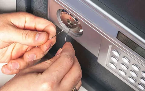 kayaşehir çelik kasa açma